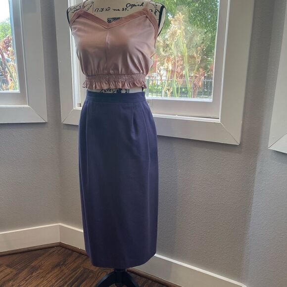 Givenchy  purple pencil skirt - Picture 3 of 11